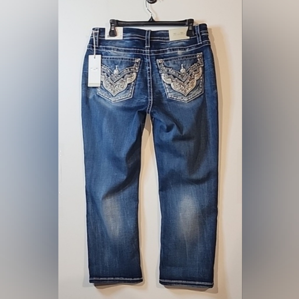 Miss Me Curvy Cropped Jeans NWT Size 31 - Picture 12 of 14
